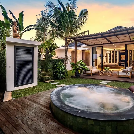 Kaori Loft By Alfred In Bali Villa